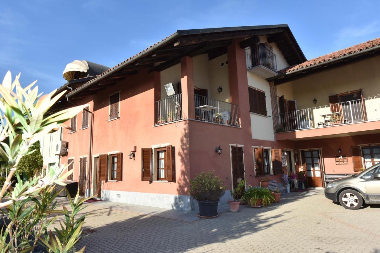 Agriturismo La Ca 'D Majin Poirino Extérieur photo