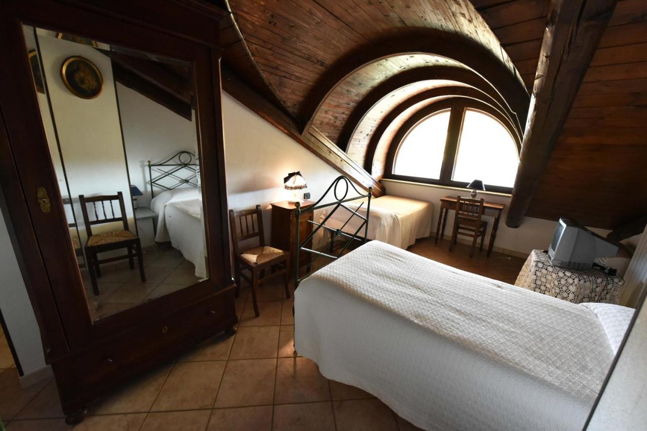 Agriturismo La Ca 'D Majin Poirino Extérieur photo